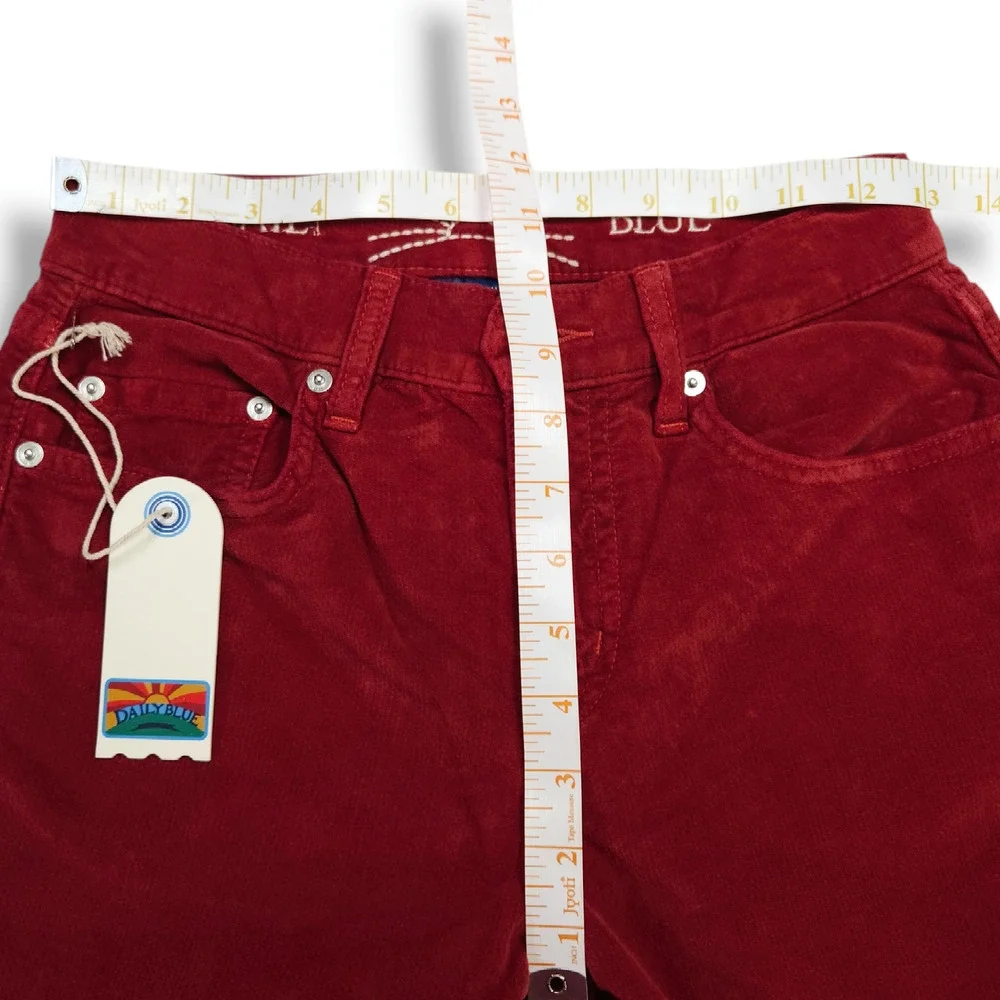 NWT Daily Blue Manya Organic Cotton Velveteen Denim Jeans‎ Sz. 25 Swing [Ruby]